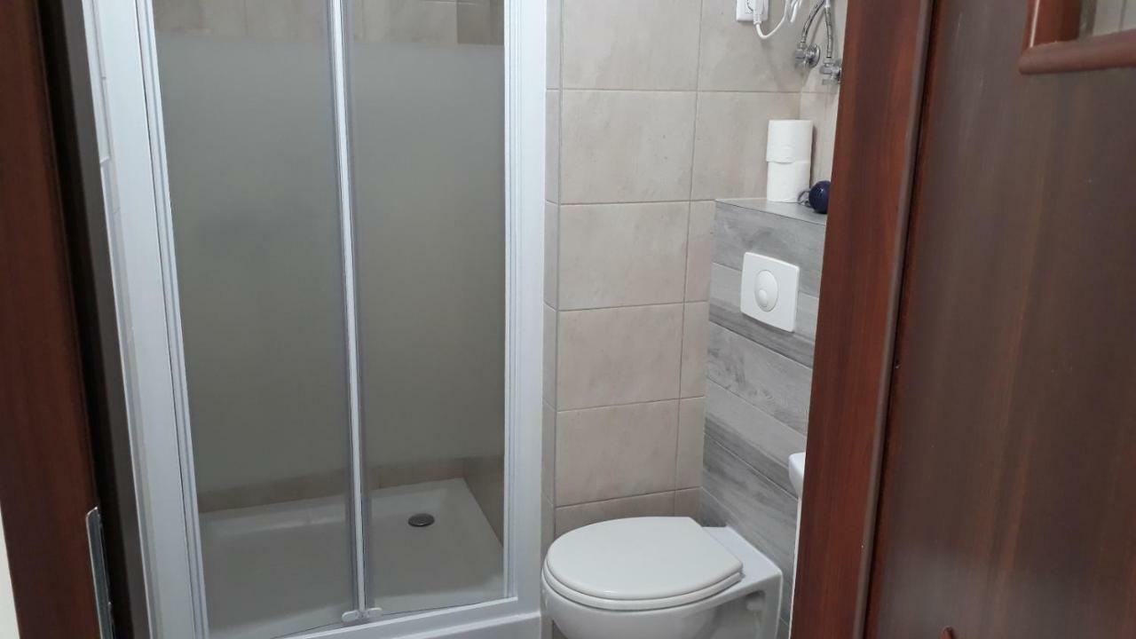 Delux5 Lägenhet Łódź Exteriör bild